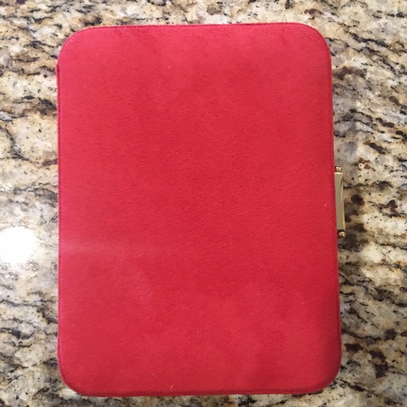 Travel jewelry case in red suede with lift out tray - Picture 2 of 4